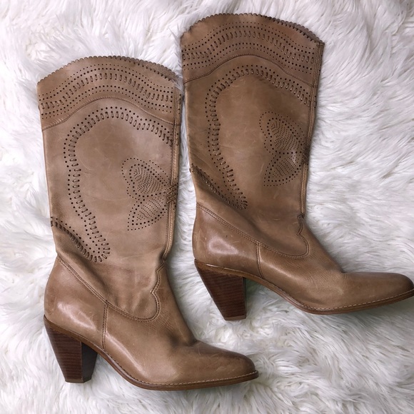 Steve Madden Shoes - ⭐️🔹 Steve Madden Amarillo Boots